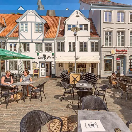 Fewo1846 - Kajuete Am Nordermarkt - Maritim Eingerichtetes Studio-Apartment Im Stadtzentrum Flensburgo Esterno foto